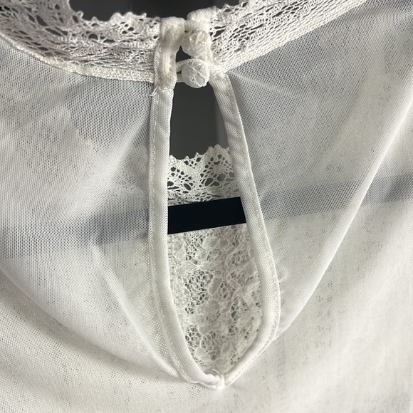 Free People White Lace Sleeveless Top - Picture 7 of 7